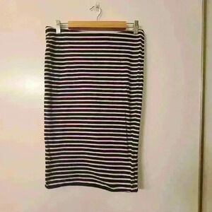 H&M reversible women's knee length skirt